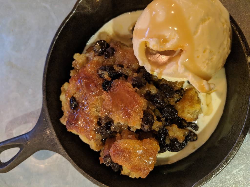 Smoqued California BBQ | restaurant | 128 N Glassell St, Orange, CA 92866, USA | 7146337427 OR +1 714-633-7427