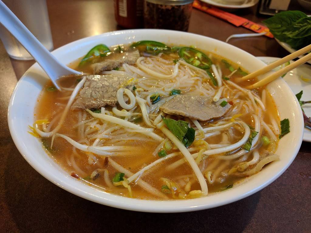 Pho Tau Bay | restaurant | 2837 Nicollet Ave, Minneapolis, MN 55408, USA | 6128746030 OR +1 612-874-6030
