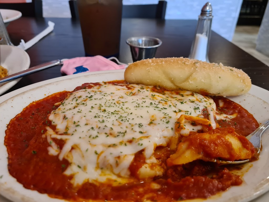 Pana Roma Pizza & Pasta | restaurant | 840 W 23rd St, Panama City, FL 32405, USA | 8507699466 OR +1 850-769-9466