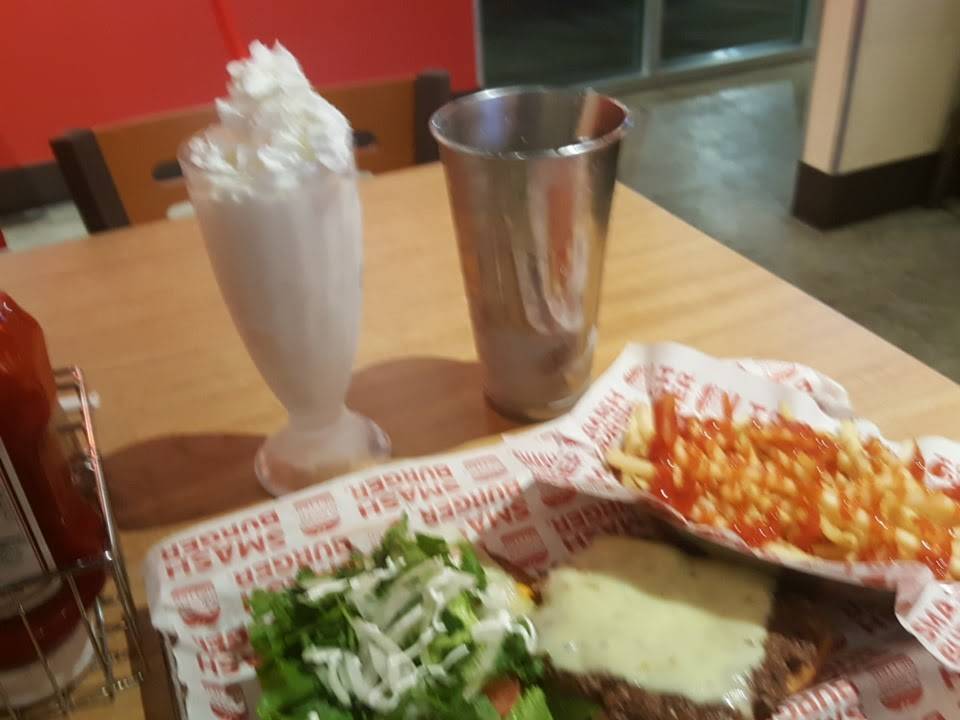 Smashburger | restaurant | 20420 S Avalon Blvd Suite B, Carson, CA 90746, USA | 3107422298 OR +1 310-742-2298