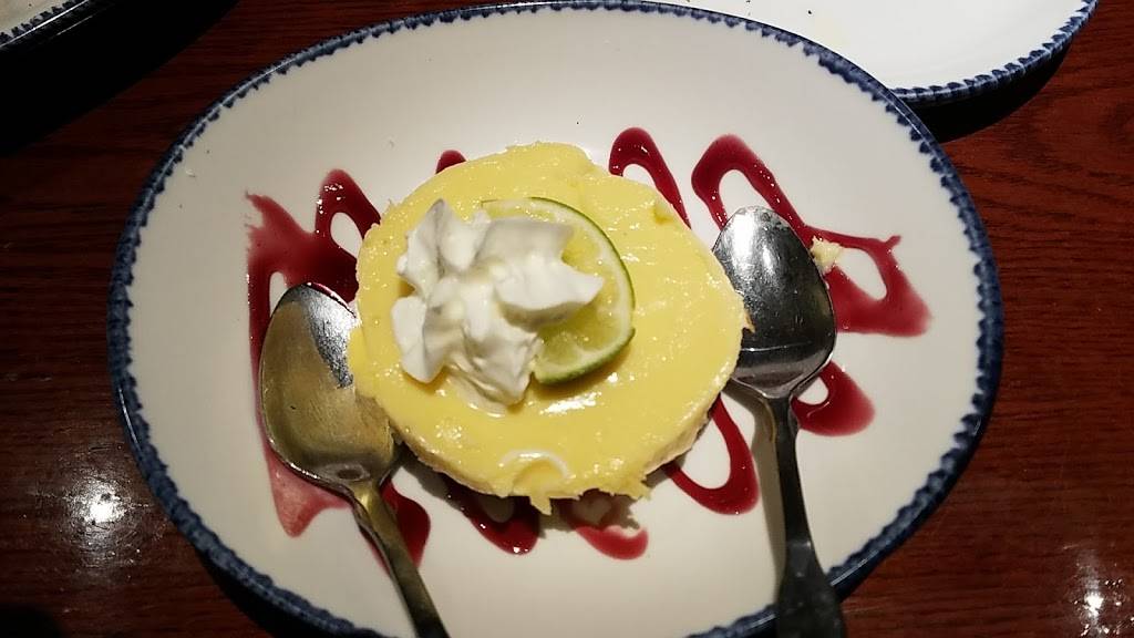 Red Lobster | restaurant | 1090 Graham Rd, Cuyahoga Falls, OH 44224, USA | 3309299129 OR +1 330-929-9129