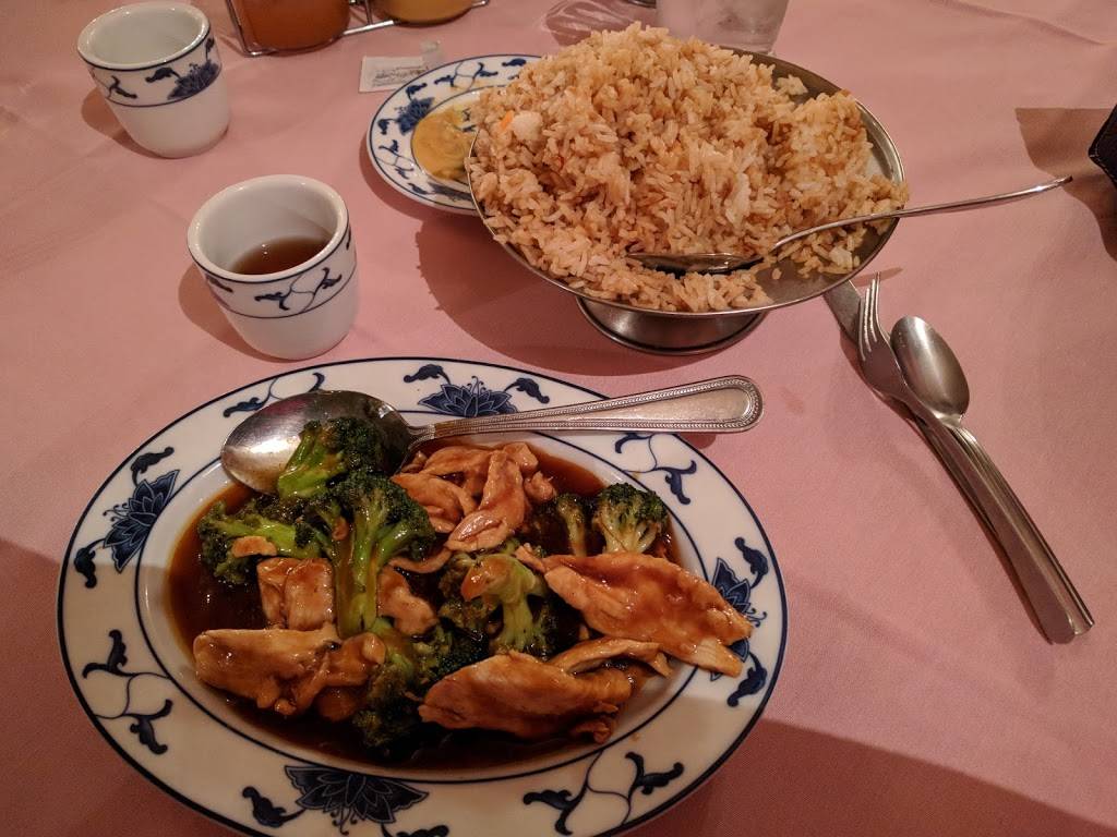 Silver Chopsticks | restaurant | 2135 National Rd, Elm Grove, WV 26003, USA | 3042425858 OR +1 304-242-5858