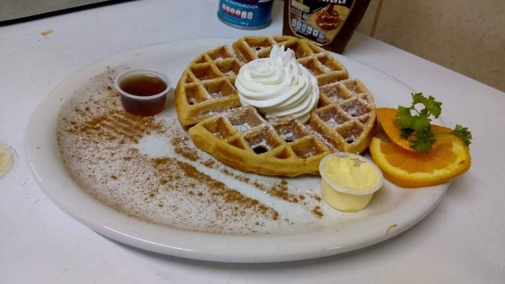 Pollo Asil | restaurant | Primo Tapia, Baja California, Mexico | 016616141414 OR +52 661 614 1414