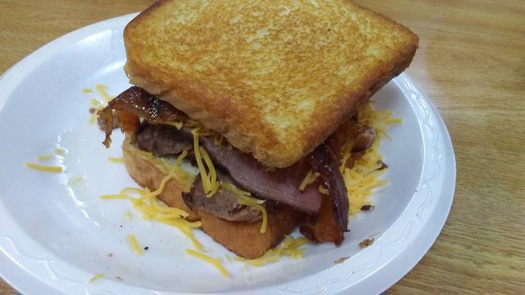 Hickory Stik | restaurant | 25 N Main St, Hutchinson, KS 67501, USA | 6202597222 OR +1 620-259-7222