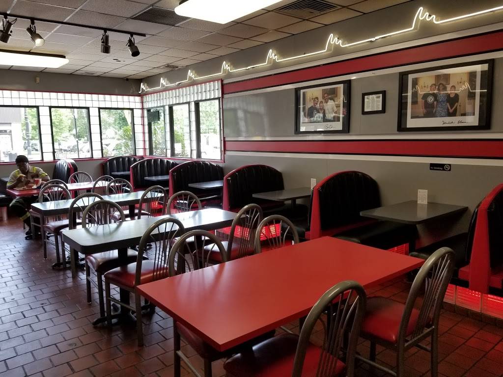 Byrons Hot Dog | restaurant | 1701 W Lawrence Ave, Chicago, IL 60640, USA | 7732710900 OR +1 773-271-0900