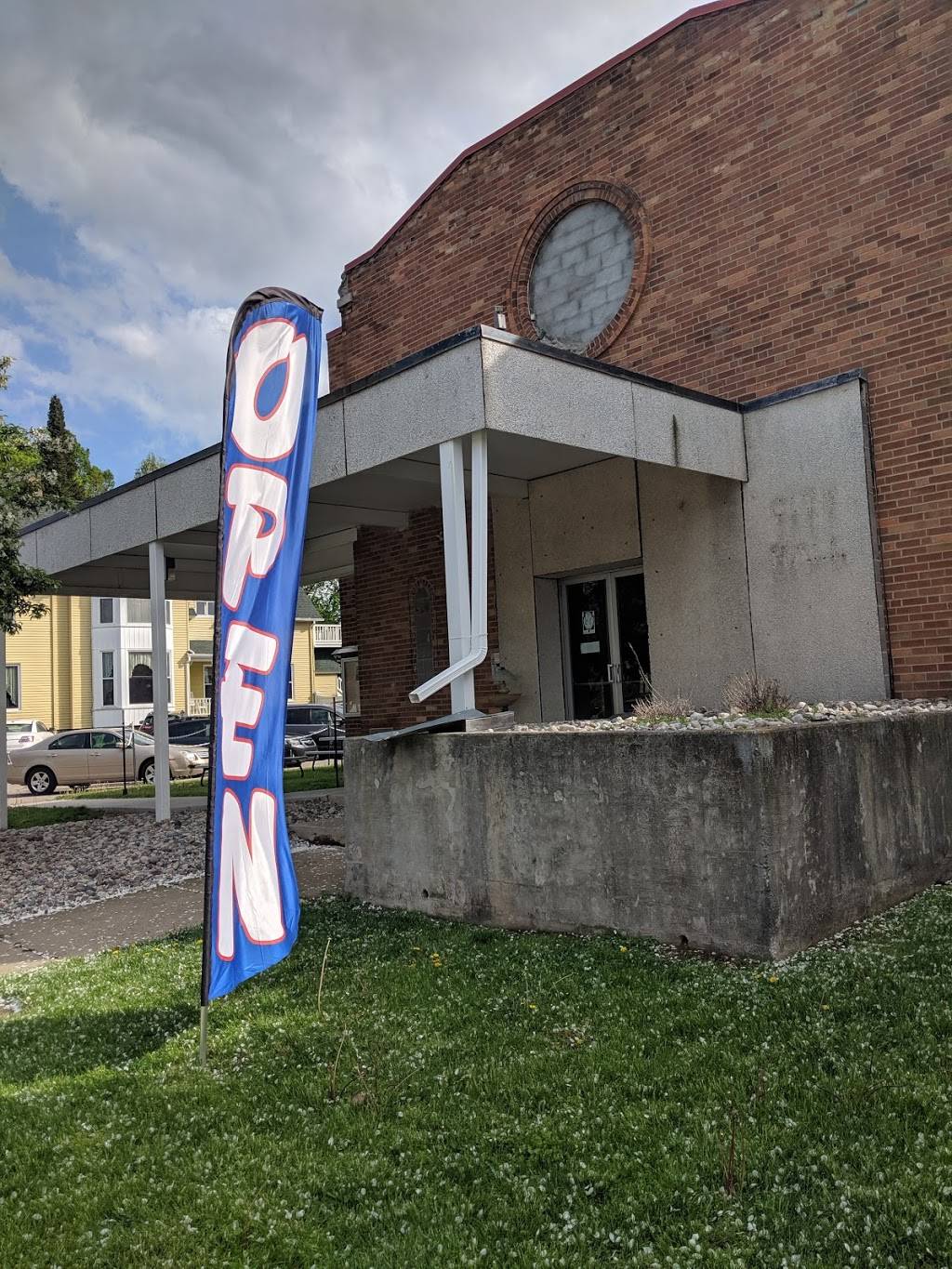 BrickHaven Brewing Company | restaurant | 200 E Jefferson St, Grand Ledge, MI 48837, USA | 5179251319 OR +1 517-925-1319