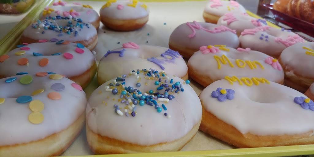 The Drive In | restaurant | 561 E Tom T Hall Blvd, Olive Hill, KY 41164, USA | 6063152025 OR +1 606-315-2025