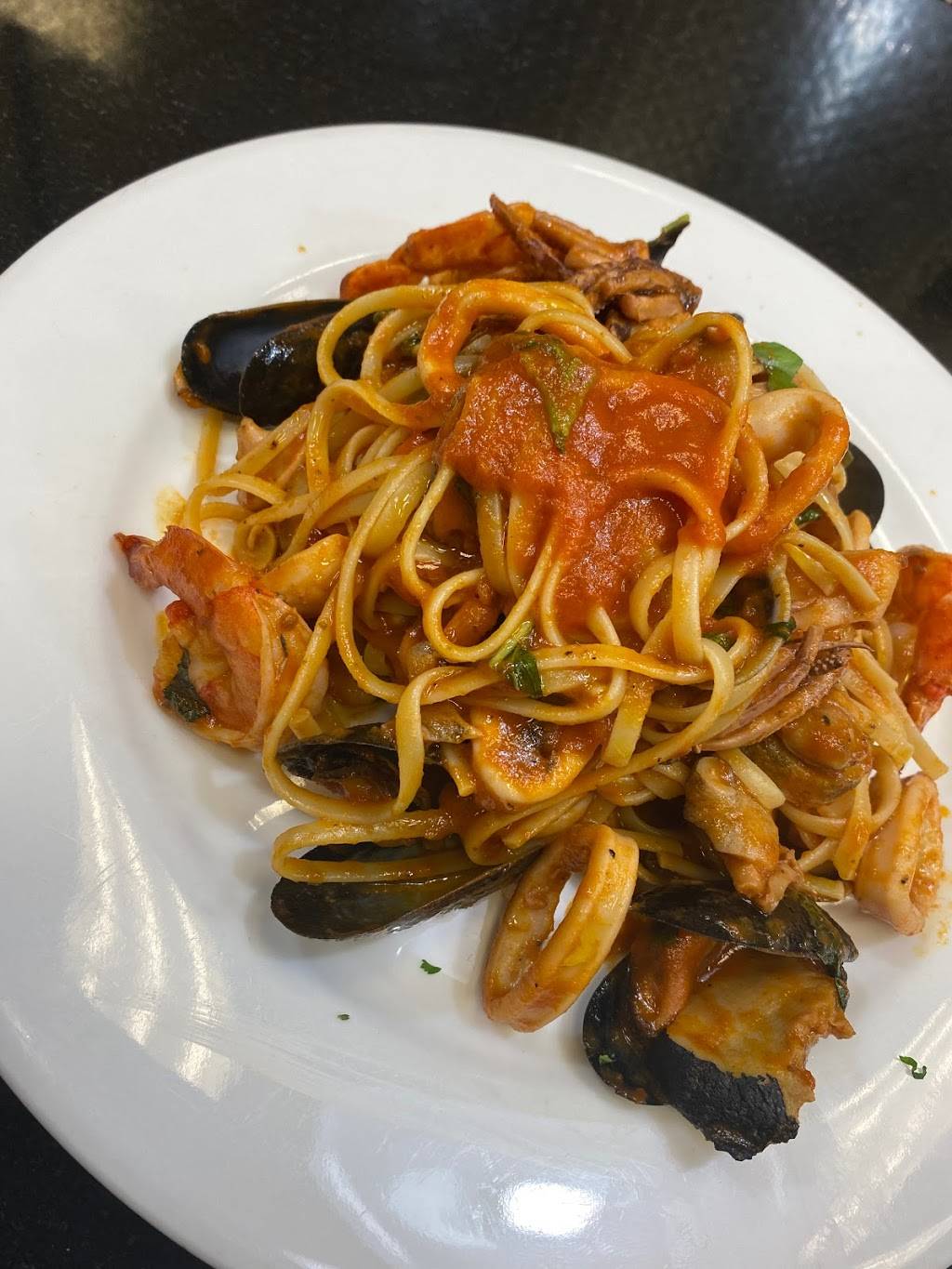 Pizzeria cafesi | restaurant | 1465 Hylan Blvd, Staten Island, NY 10305, USA | 9292697050 OR +1 929-269-7050