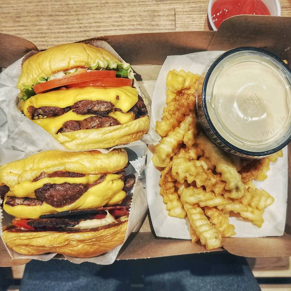 Shake Shack | restaurant | 4309 La Jolla Village Dr Suite 2350, San Diego, CA 92122, USA | 6193911570 OR +1 619-391-1570