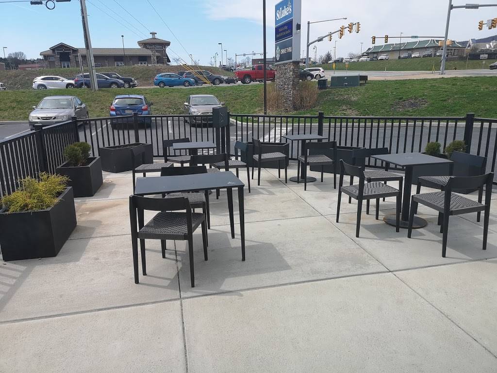 Starbucks | cafe | 5 Daves Way, Hamburg, PA 19526, USA | 4847054545 OR +1 484-705-4545