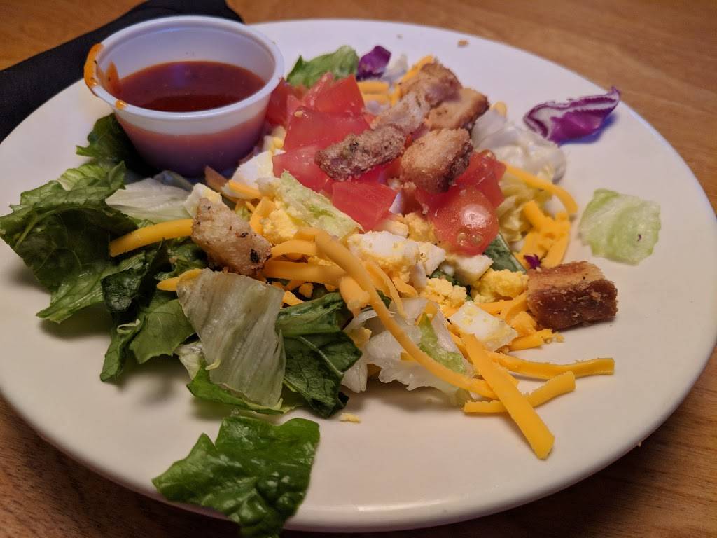 Texas Roadhouse | restaurant | 996 E State St, Athens, OH 45701, USA | 7405897427 OR +1 740-589-7427