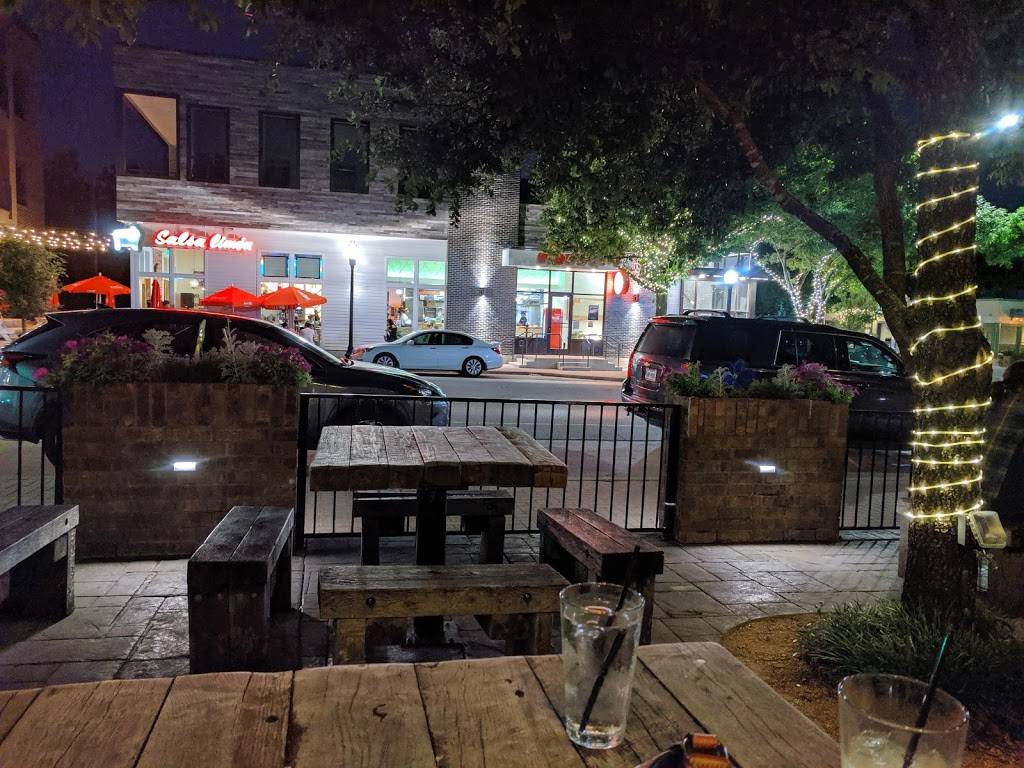 Magnolia Tree Tavern | restaurant | 1229 7th Ave, Fort Worth, TX 76104, USA | 6827032004 OR +1 682-703-2004