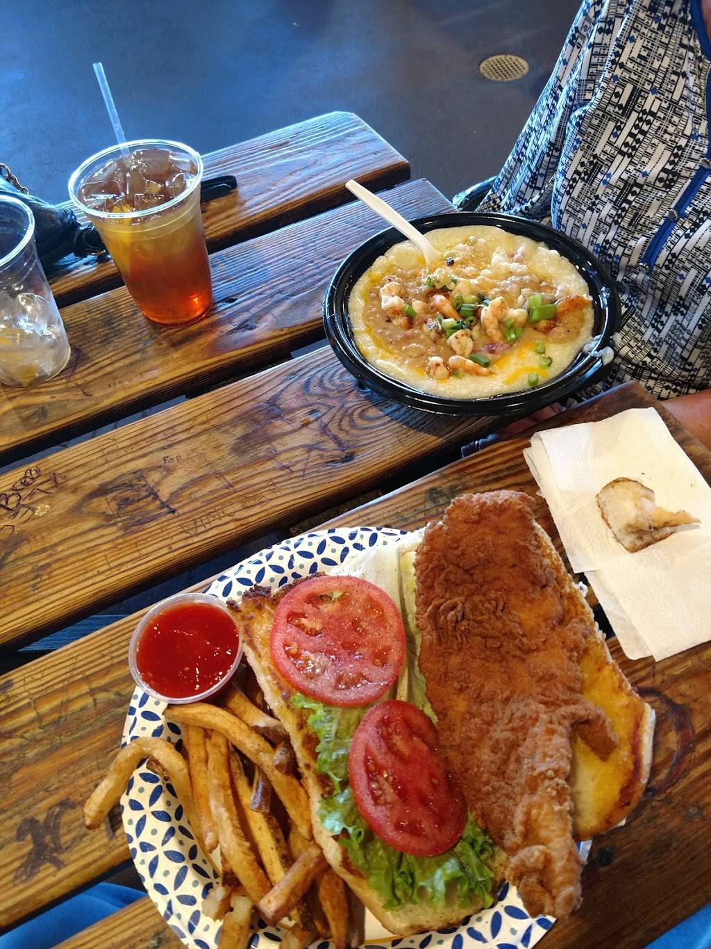 Rhineharts Oyster Bar | restaurant | 3051 Washington Rd, Augusta, GA 30907, USA | 7068602337 OR +1 706-860-2337