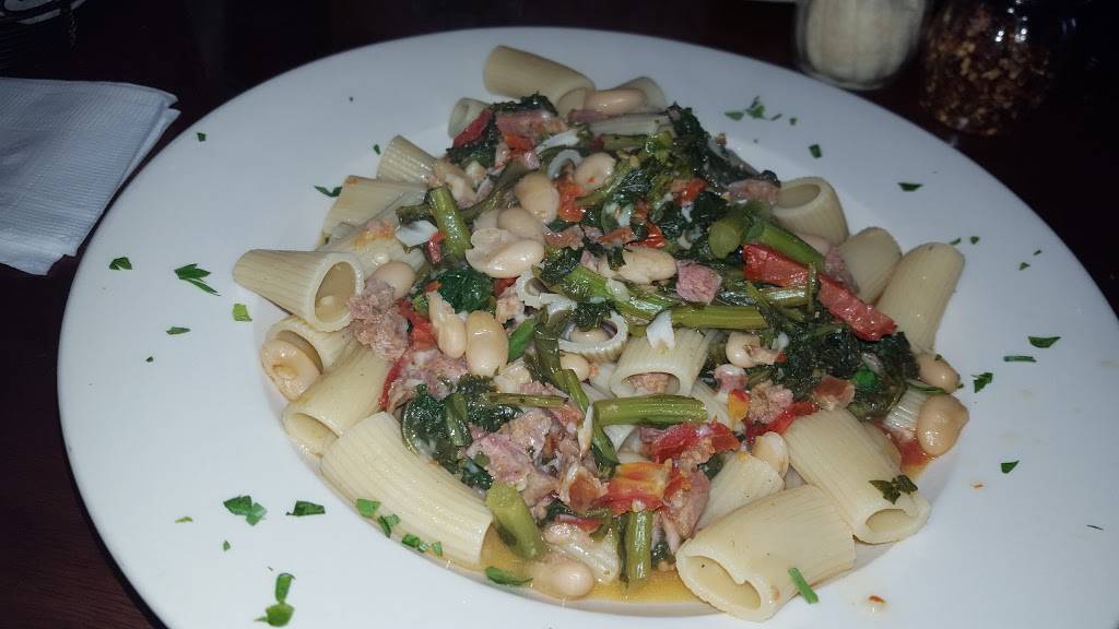 The Cos Cobber | restaurant | 31 E Putnam Ave, Cos Cob, CT 06807, USA | 2039921333 OR +1 203-992-1333