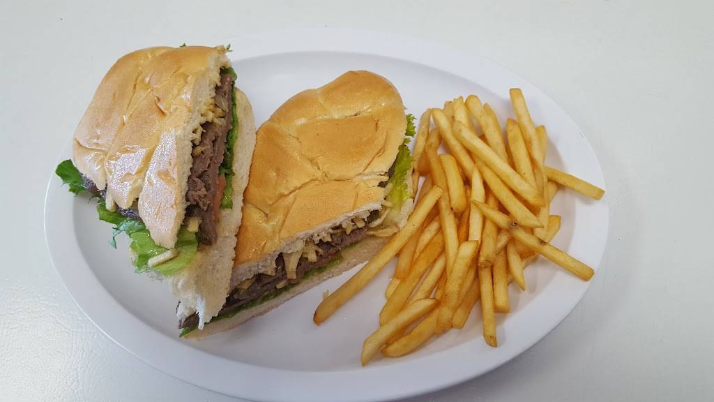 Reys Cuban Cafe | restaurant | 7800 S US Hwy 17 92 #194, Casselberry, FL 32730, USA | 4072602434 OR +1 407-260-2434