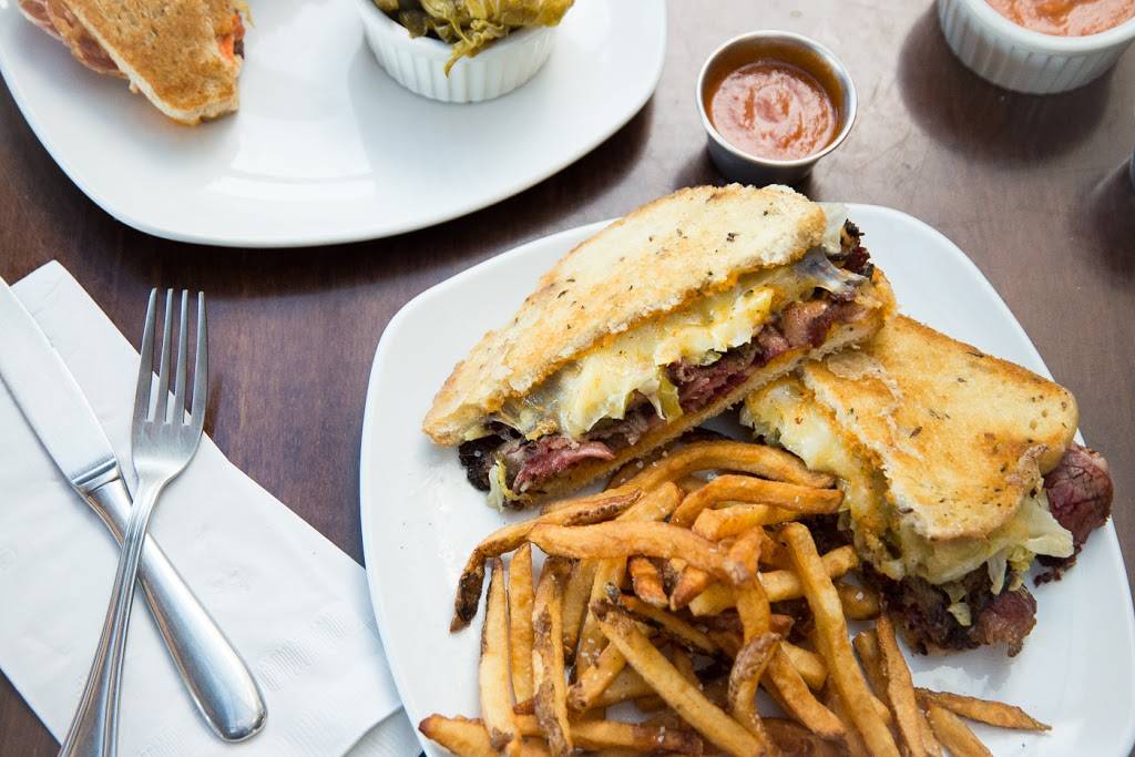 Home Sweet Home | restaurant | 3433 W Cary St, Richmond, VA 23221, USA | 8043559000 OR +1 804-355-9000