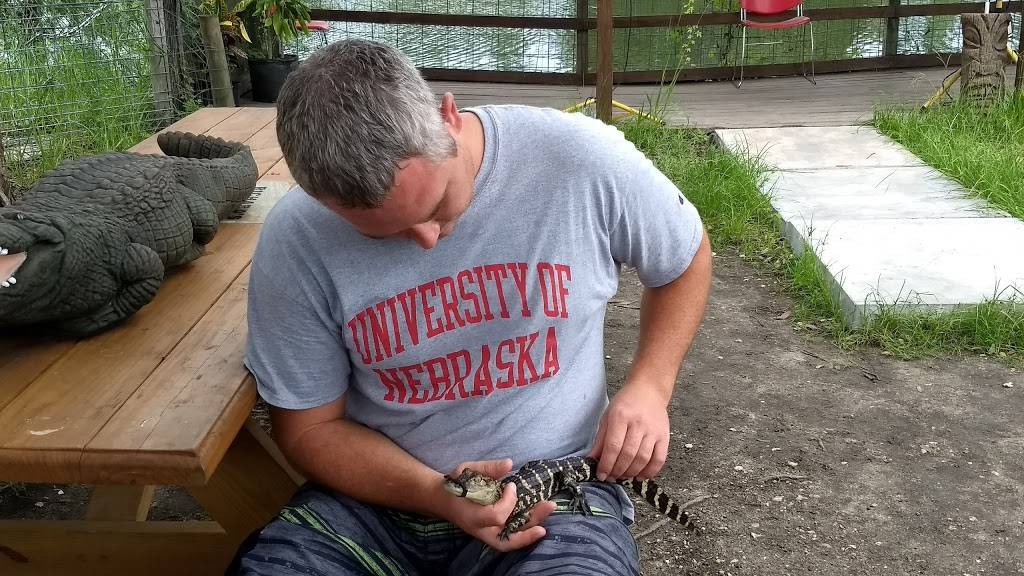 Tiki Island Tap House | restaurant | 614 Pecan Park Rd, Jacksonville, FL 32218, USA | 9044030776 OR +1 904-403-0776