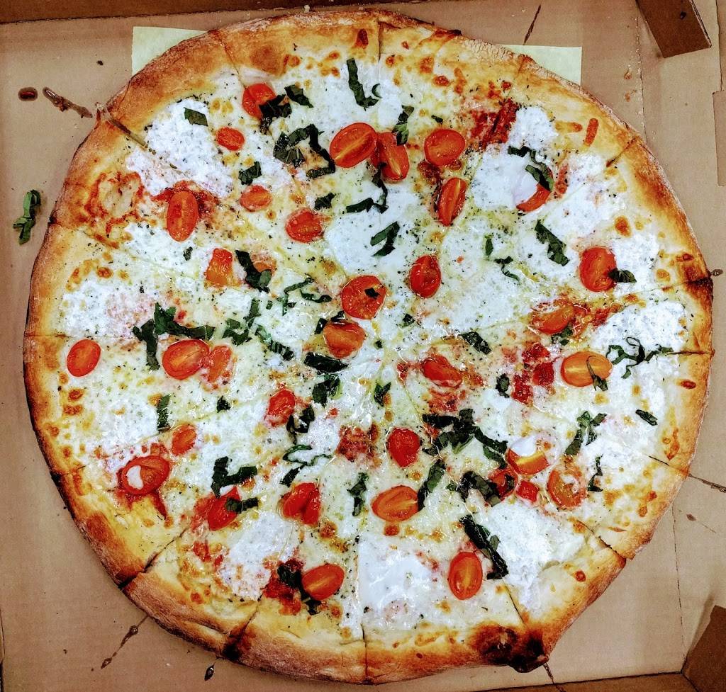 Yaghis Pizzeria | restaurant | 4500 Williams Dr #200, Georgetown, TX 78633, USA | 5128689991 OR +1 512-868-9991