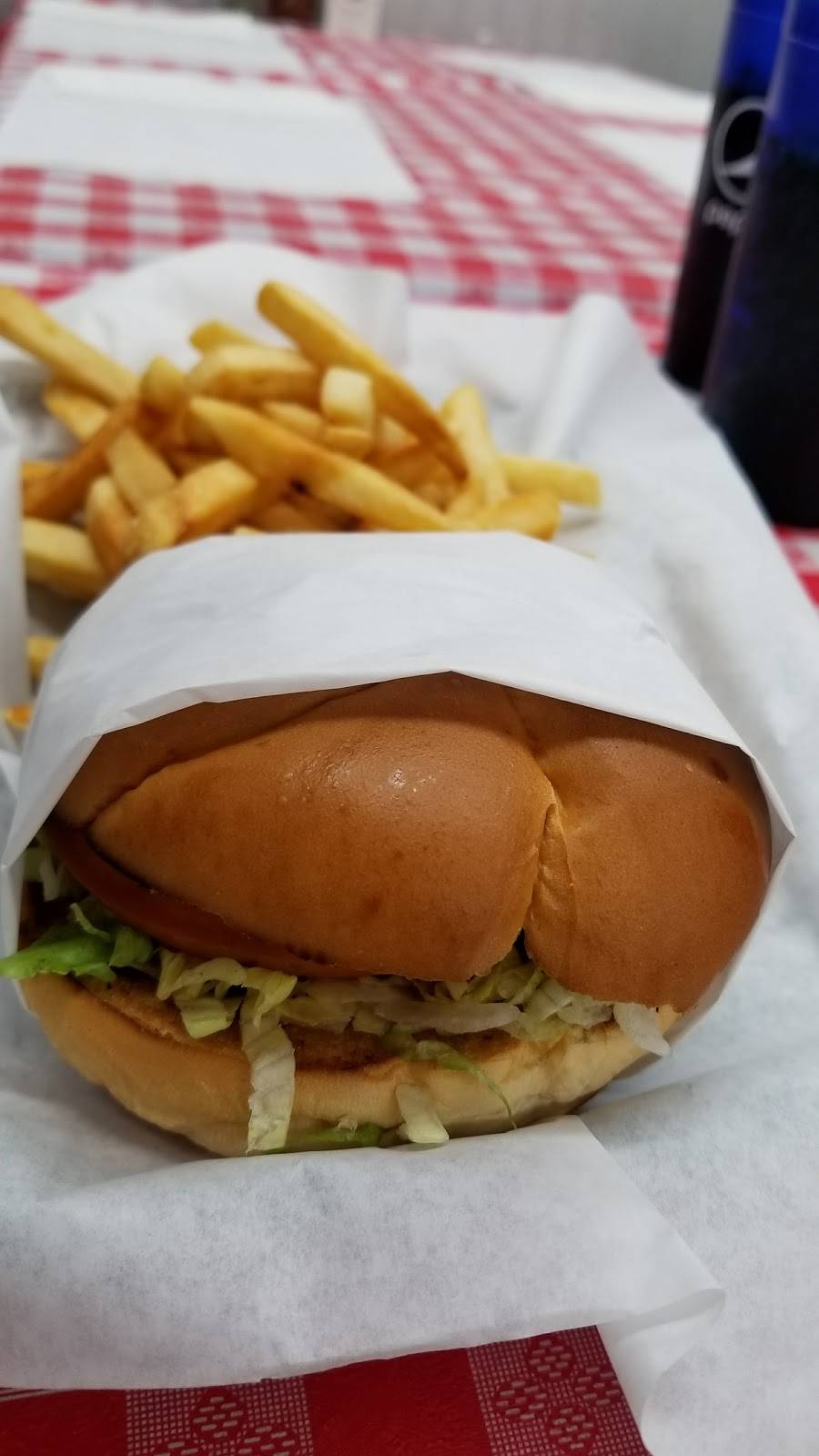 Luccis | bakery | 8911 Adams Ave, Huntington Beach, CA 92646, USA | 7149684466 OR +1 714-968-4466