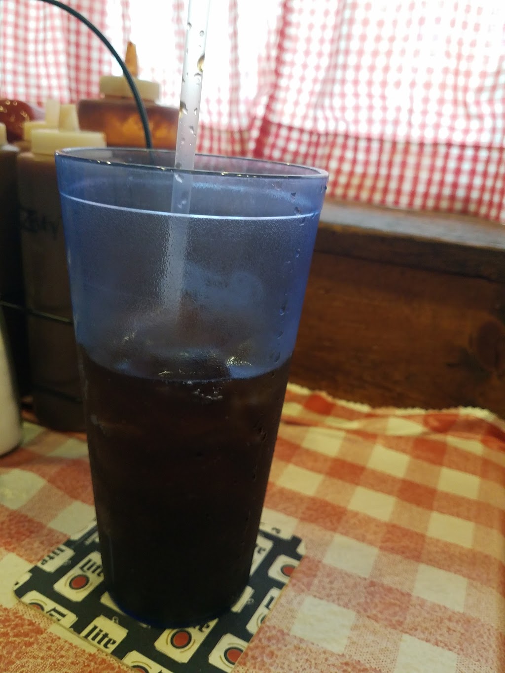 Famous Daves Bar-B-Que | meal takeaway | 2700 S Minnesota Ave, Sioux Falls, SD 57105, USA | 6053348800 OR +1 605-334-8800