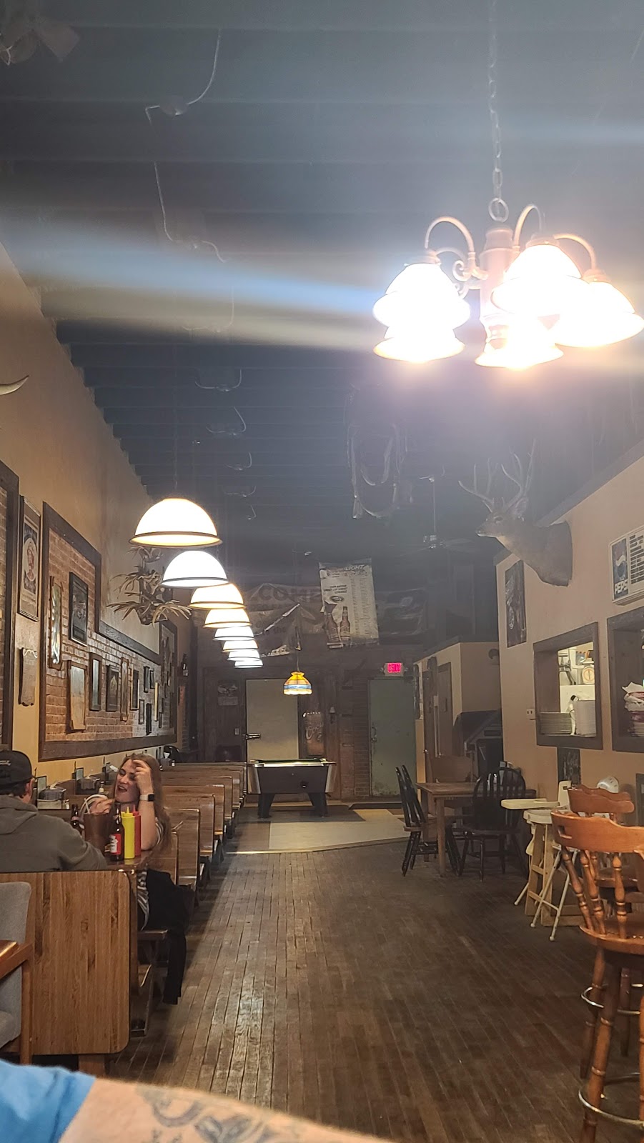 The Re-load Bar & Grill | restaurant | 133 S Penn Ave, Oberlin, KS 67749, USA | 7854752421 OR +1 785-475-2421