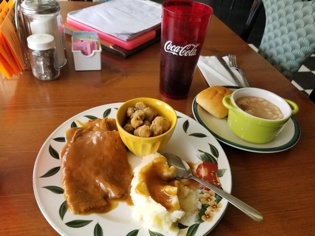 Goodys Café | restaurant | 5528 Clarksville Pike, Joelton, TN 37080, USA | 6158762500 OR +1 615-876-2500