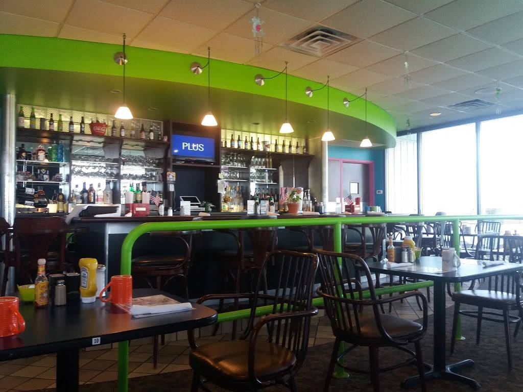 Merks Family Dining | restaurant | 5201 N Walnut St, Muncie, IN 47304, USA | 7652826375 OR +1 765-282-6375