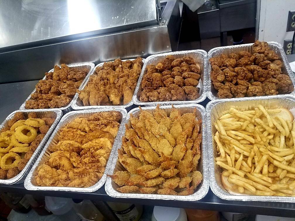 Crispy Fish & Chicken | restaurant | 4 E State St, Trenton, OH 45067, USA | 5134684033 OR +1 513-468-4033