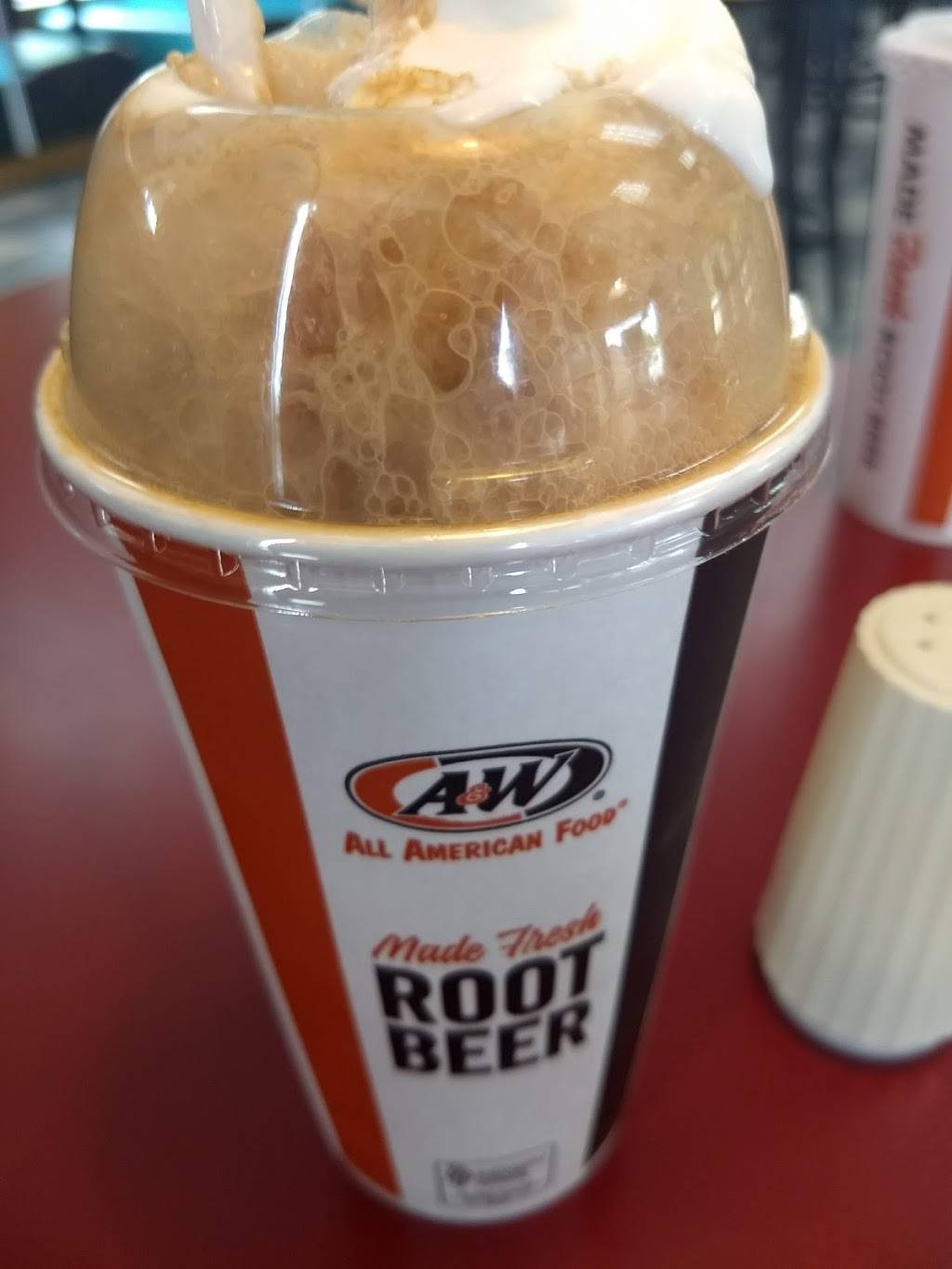 A&W Restaurant | restaurant | 803, TN-76, White House, TN 37188, USA | 6152850444 OR +1 615-285-0444