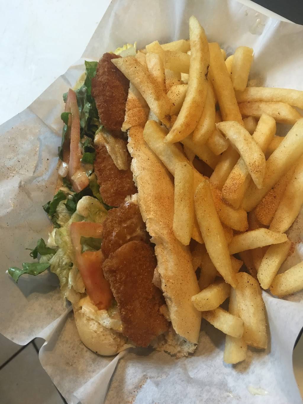 Neighborhood Grill | restaurant | 1629 W Arkansas Ln, Arlington, TX 76013, USA | 8173031192 OR +1 817-303-1192