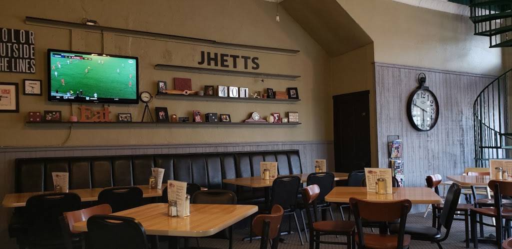 Jhetts Pizza | restaurant | 401 New York Ave, Holton, KS 66436, USA | 7853644944 OR +1 785-364-4944