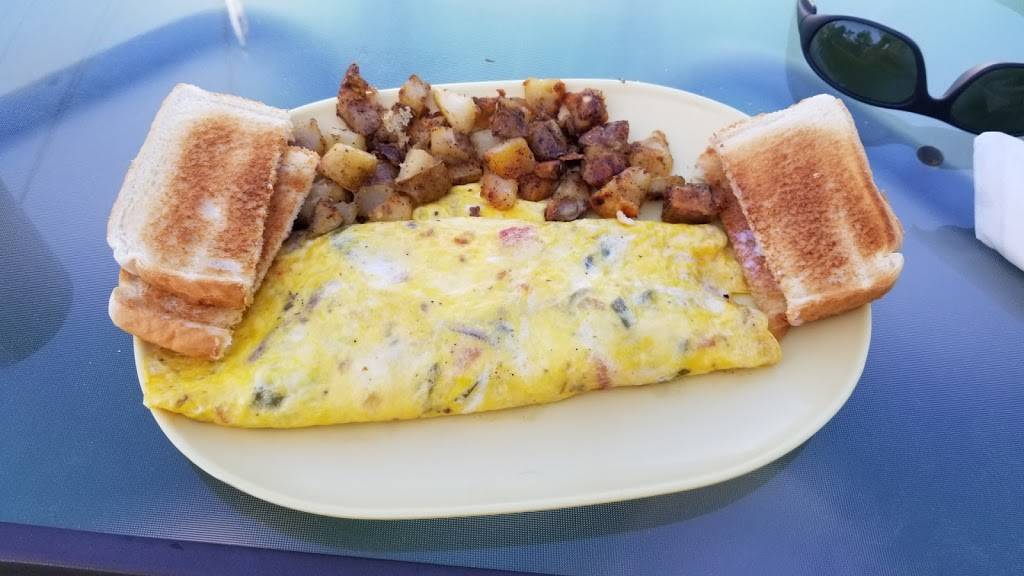 Grammas Comfort Foods | restaurant | 452 Stafford Rd, Mansfield Center, CT 06250, USA | 8607867989 OR +1 860-786-7989