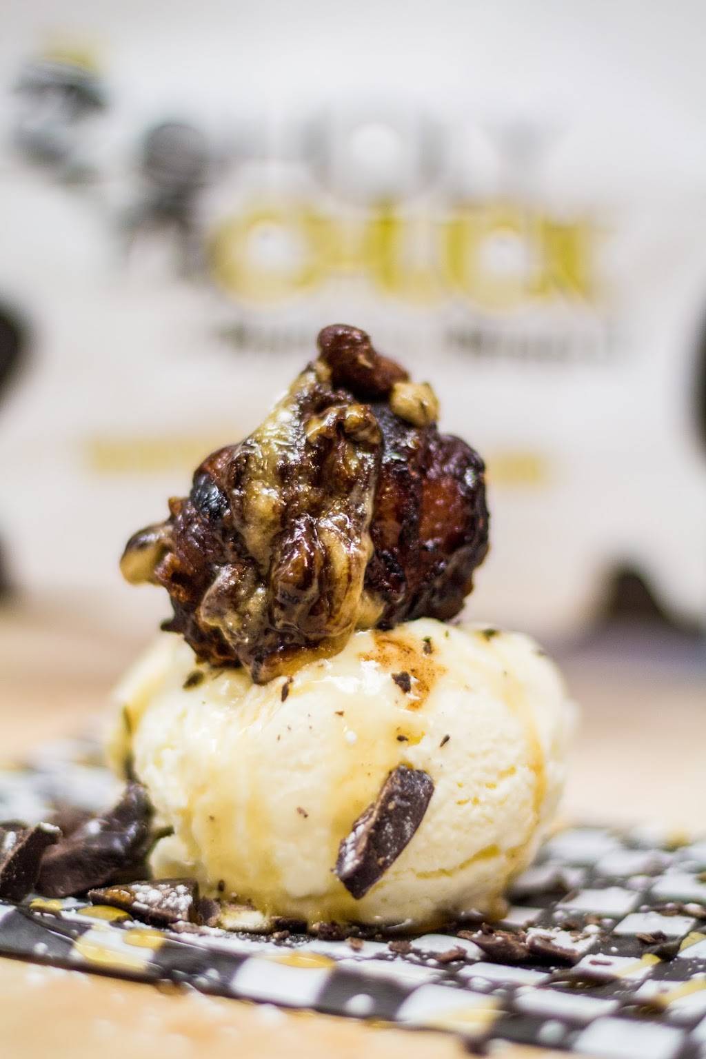 Holy Chuck | restaurant | 4421 Hwy 7, Woodbridge, ON L4L 5W6, Canada | 9058516363 OR +1 905-851-6363