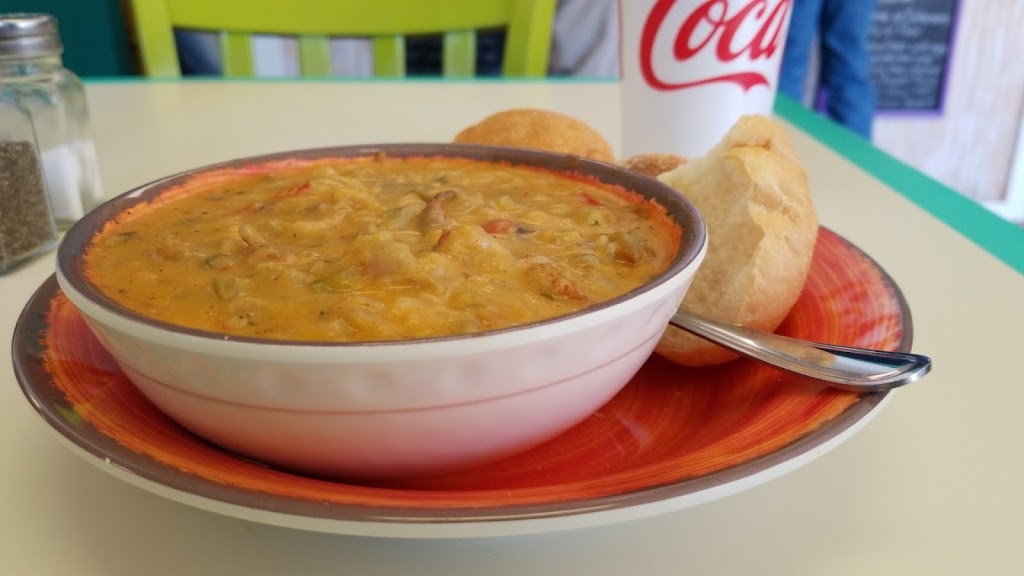 Fins Fresh Seafood and Po Boys | restaurant | 1305 W 6th St, Laurel, MS 39440, USA | 6013425141 OR +1 601-342-5141