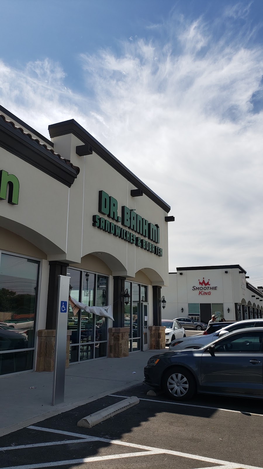 Dr Bánh Mì | restaurant | 11330 Potranco Rd #101, San Antonio, TX 78253, USA | 8322674111 OR +1 832-267-4111
