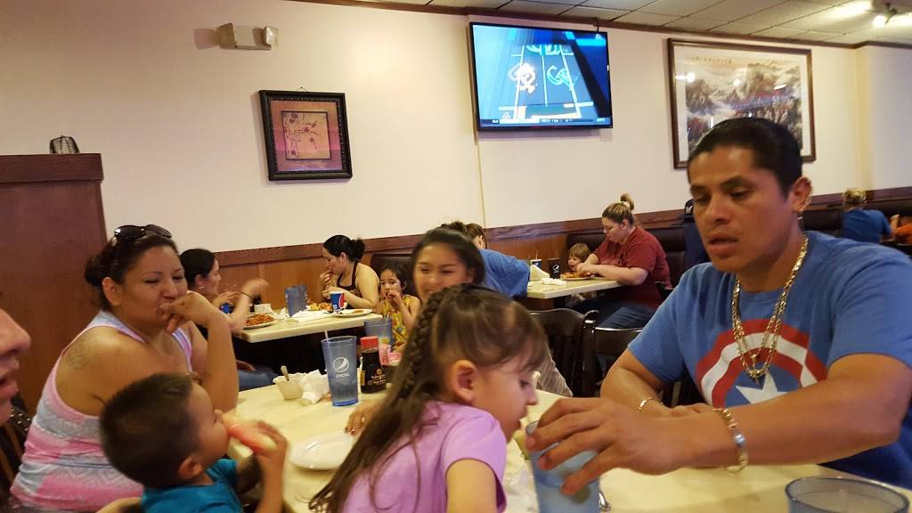 China Buffet | restaurant | 2030 E Santa Fe St, Olathe, KS 66062, USA | 9133930868 OR +1 913-393-0868