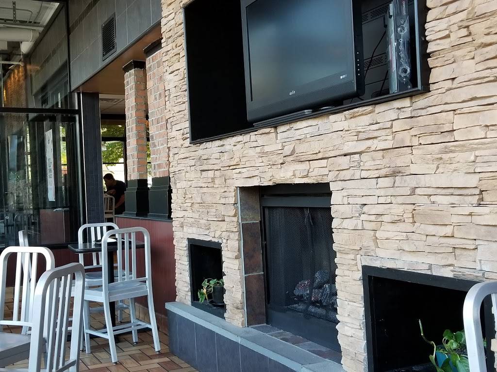 Burger King | restaurant | 16004 Shady Grove Rd, Gaithersburg, MD 20877, USA | 3018400988 OR +1 301-840-0988