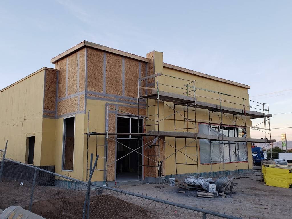 Carls Jr | restaurant | 1124 McRae Blvd, El Paso, TX 79925, USA | 9155910409 OR +1 915-591-0409