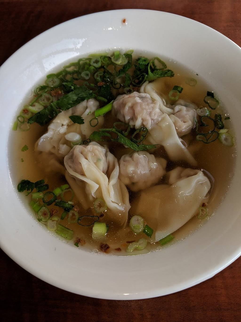 Cafe Banh Mi Linh | restaurant | 2151 Rue Fleury E, Montréal, QC H2B 1J9, Canada | 4383867883 OR +1 438-386-7883