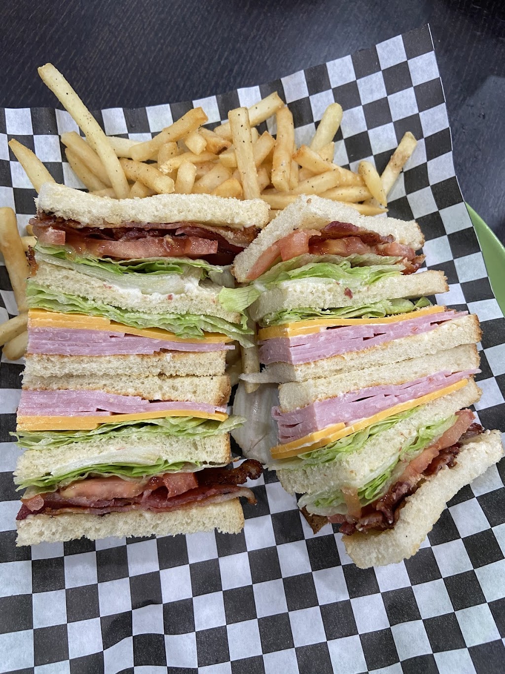 Annie’s Grill | restaurant | 13470 Harbor Blvd, Garden Grove, CA 92843, USA | 7146439595 OR +1 714-643-9595