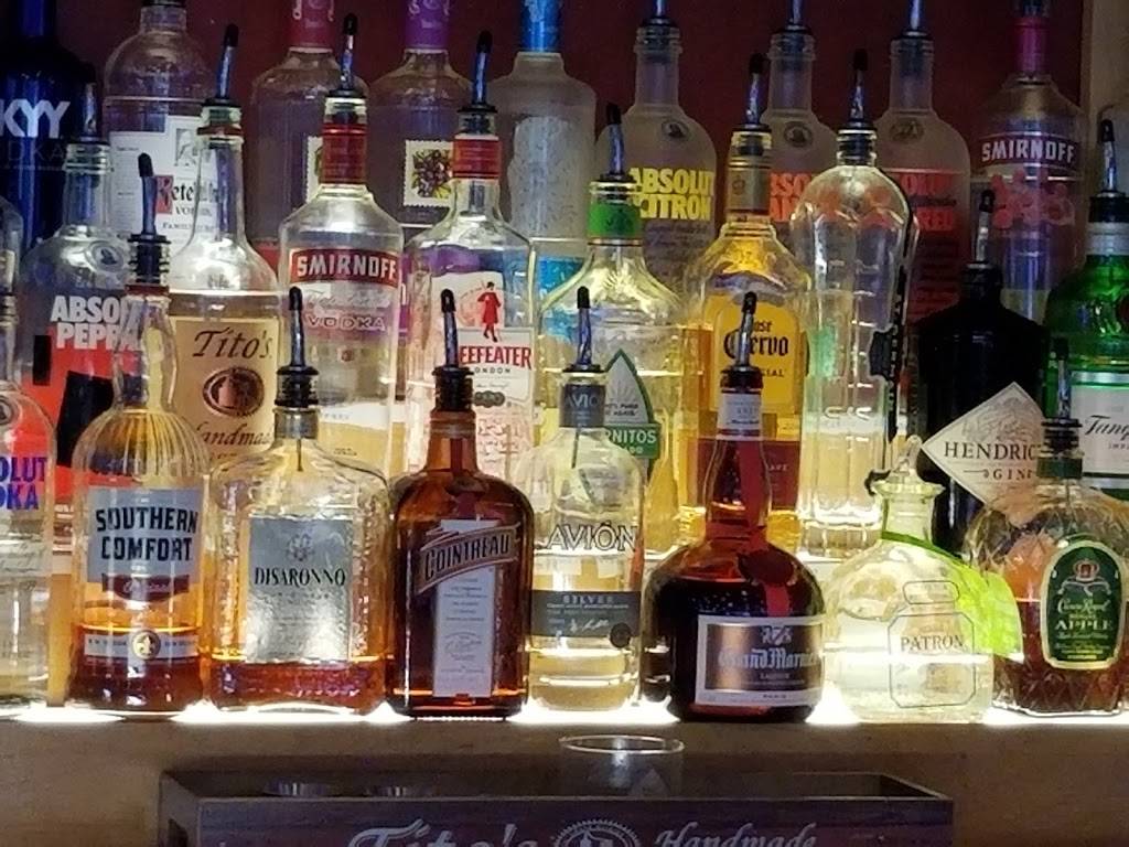 Buffalo Wild Wings | meal takeaway | 179 Mid Rivers Mall Dr Suite C, St Peters, MO 63376, USA | 6362781771 OR +1 636-278-1771