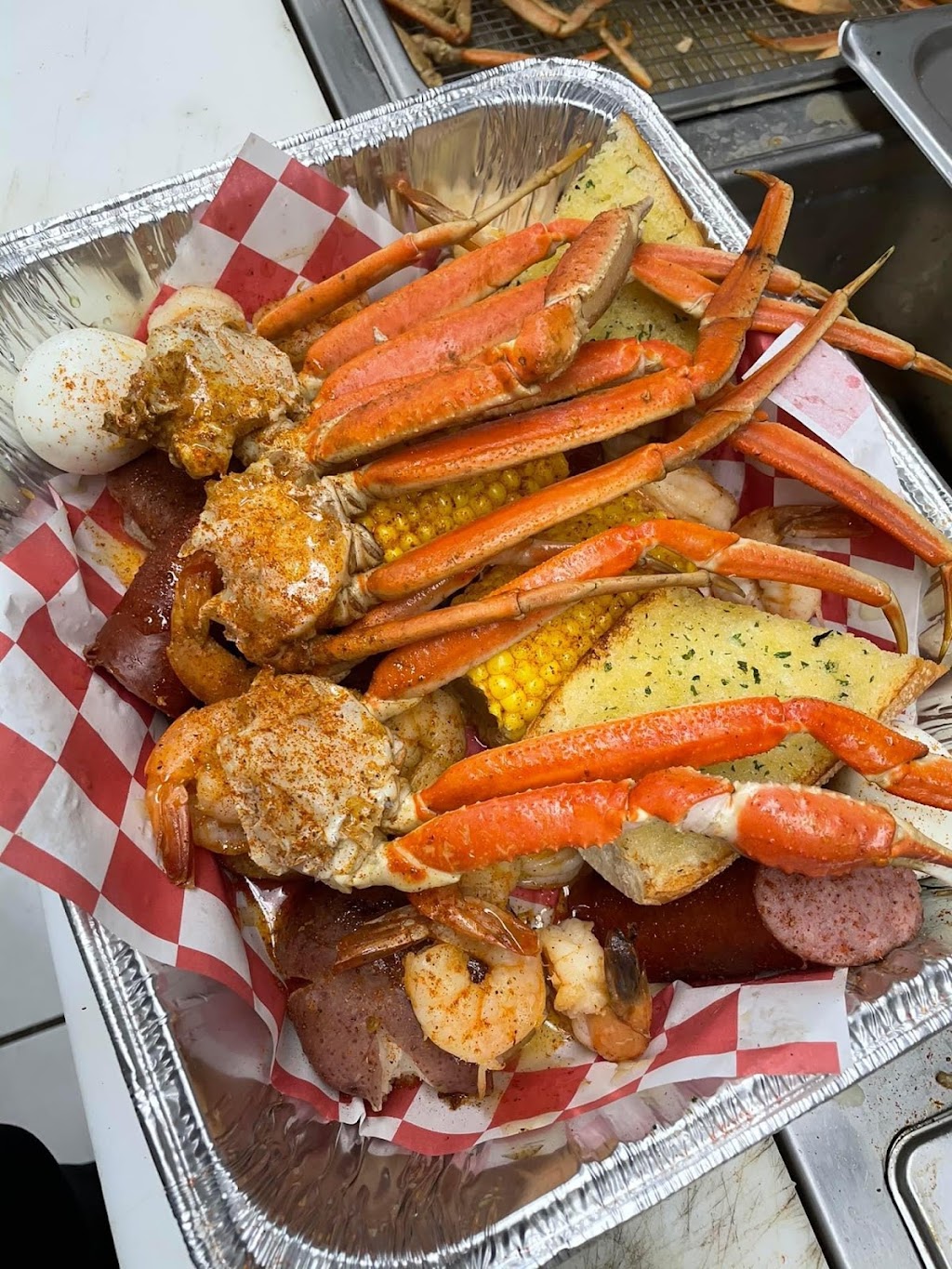 Krabby Daddys Poplar Bluff | restaurant | 2201 N Westwood Blvd Suite 7, Poplar Bluff, MO 63901, USA | 5737725235 OR +1 573-772-5235