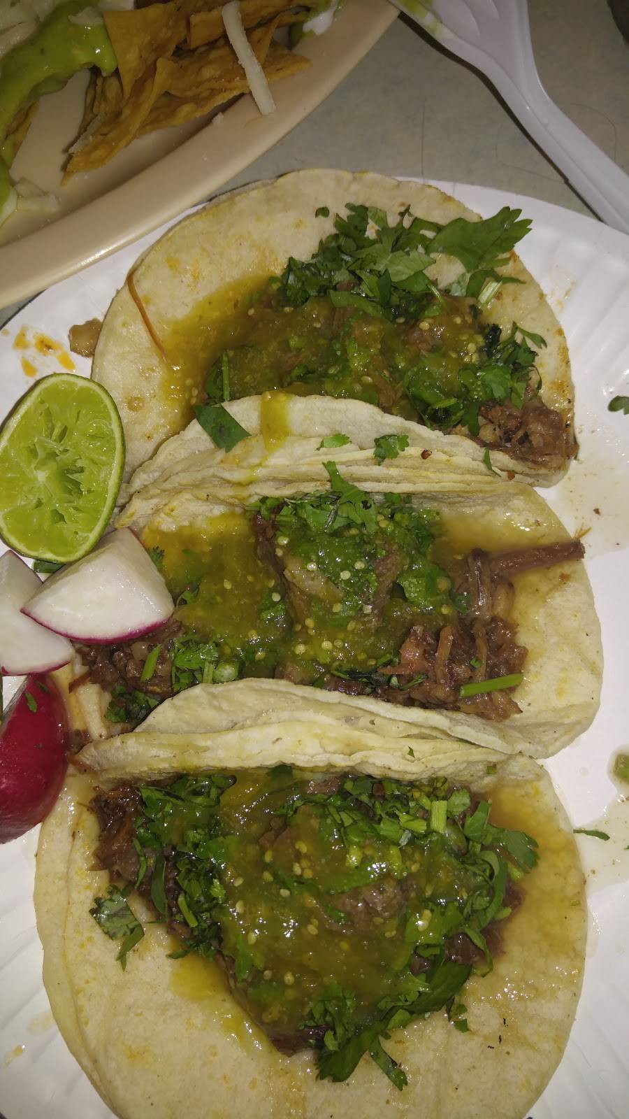 Karinas Tacos | restaurant | 2025 Durfee Ave, South El Monte, CA 91733, USA | 6264541236 OR +1 626-454-1236