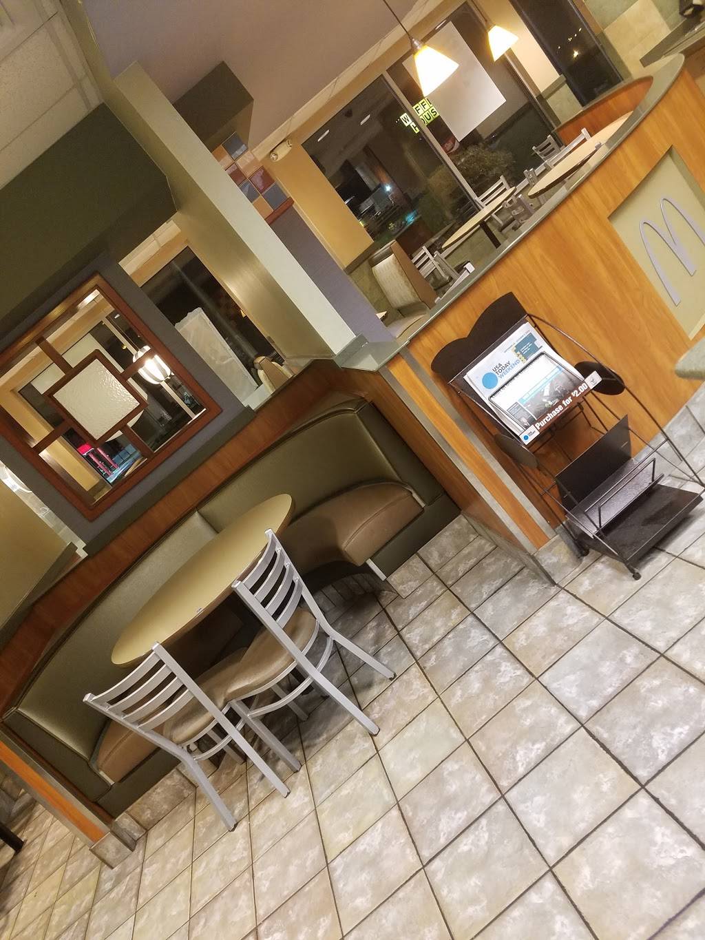 McDonalds | cafe | 2724 Salt Springs Rd, Girard, OH 44420, USA | 3305303028 OR +1 330-530-3028