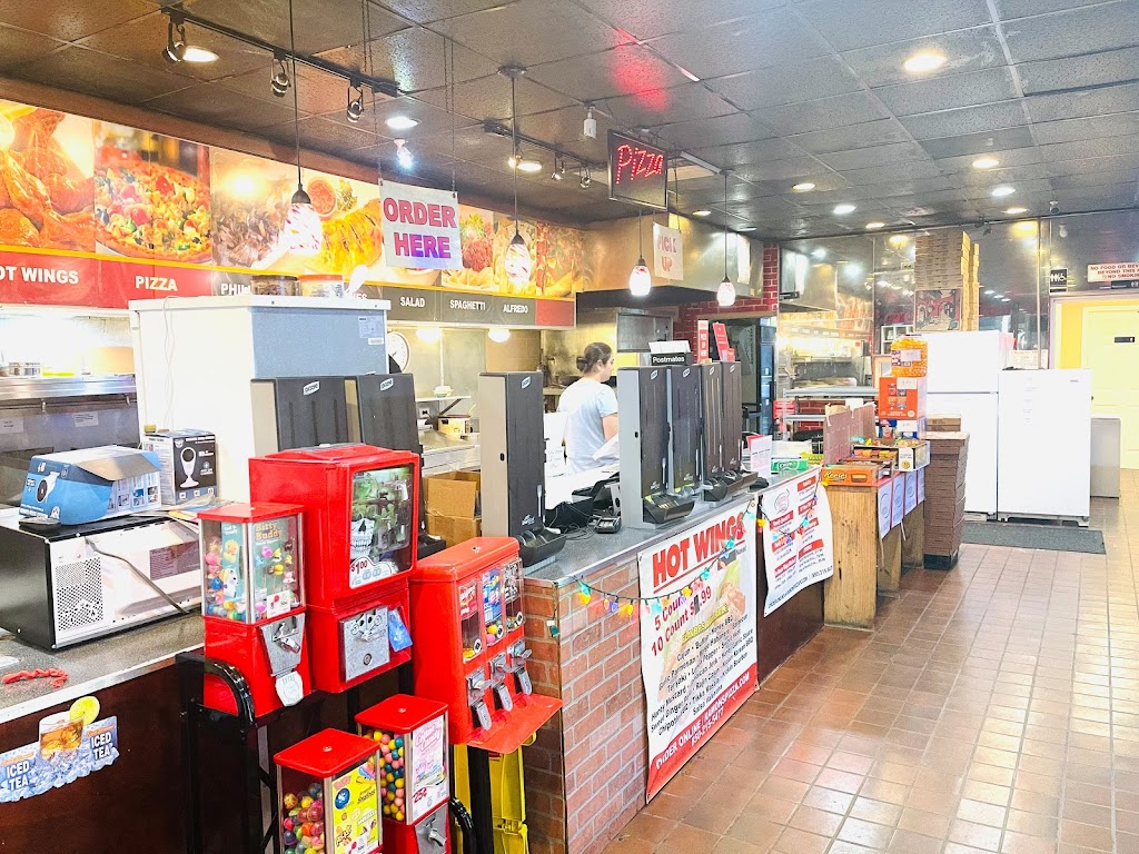 The Ice Cream Shop ( Ramons Pizza) | restaurant | 4100 W E Hwy 98, Panama City, FL 32401, USA | 8502526331 OR +1 850-252-6331