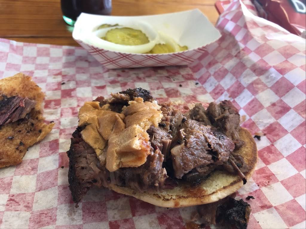 Julians BBQ | restaurant | 1818 Baldwin Blvd, Corpus Christi, TX 78404, USA | 3618831227 OR +1 361-883-1227