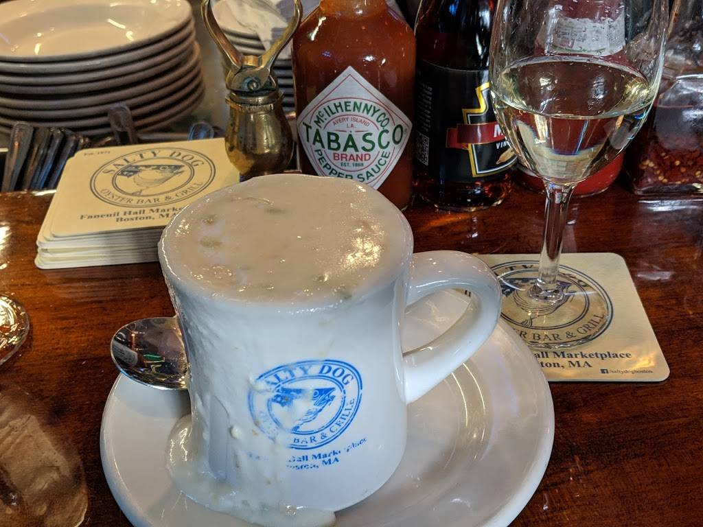 Salty Dog Seafood Grille & Bar | restaurant | 206 S Market St, Boston, MA 02109, USA | 6177422094 OR +1 617-742-2094