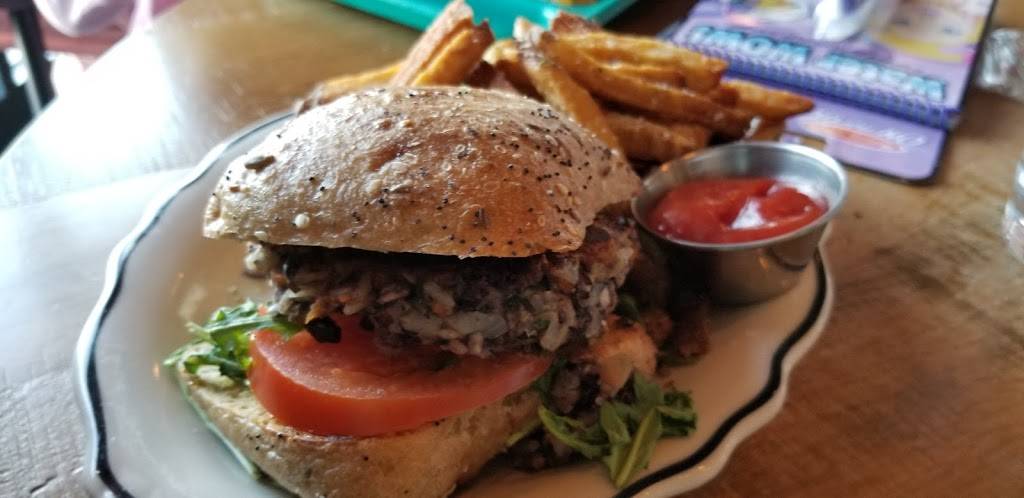 101 Beer Kitchen | restaurant | 817 Polaris Pkwy, Westerville, OH 43082, USA | 6147764775 OR +1 614-776-4775