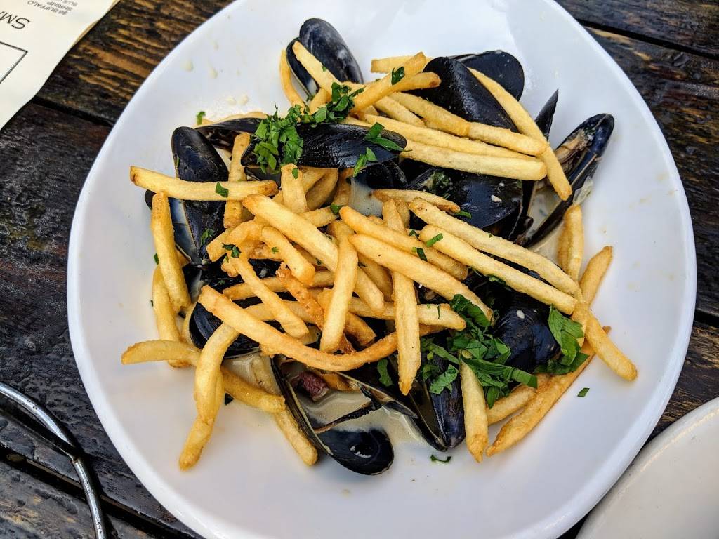 Mission Rock Resort | restaurant | 817 Terry A Francois Blvd, San Francisco, CA 94158, USA | 4157017625 OR +1 415-701-7625