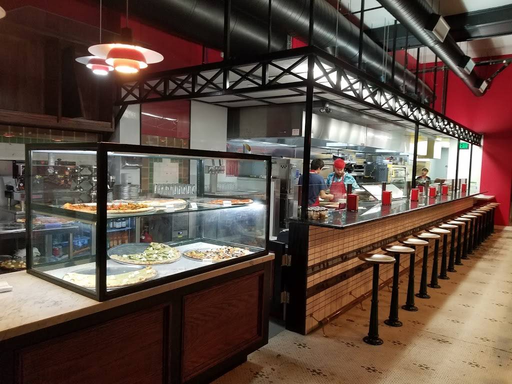 Vitos Pizza | restaurant | 124 W 4th St, Los Angeles, CA 90013, USA | 2138161700 OR +1 213-816-1700